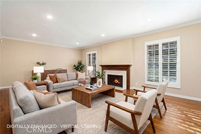 Detail Gallery Image 4 of 29 For 5068 Shirley, Tarzana,  CA 91356 - 4 Beds | 4 Baths