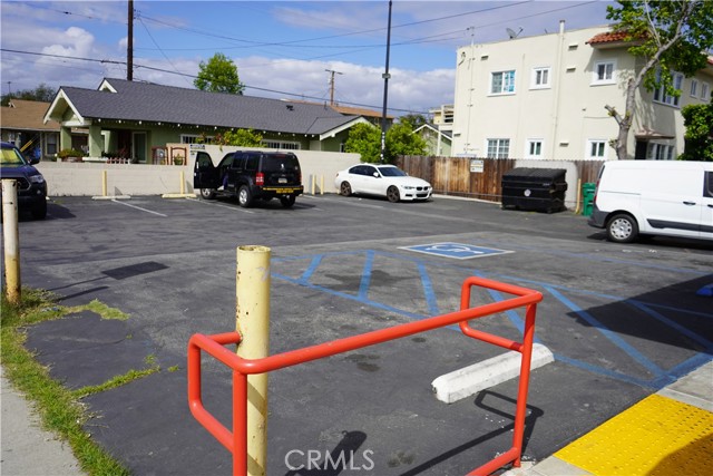 0, Long Beach CA: https://media.crmls.org/medias/ce91ddea-94c6-4dd1-b33d-cd6fc2d75f78.jpg