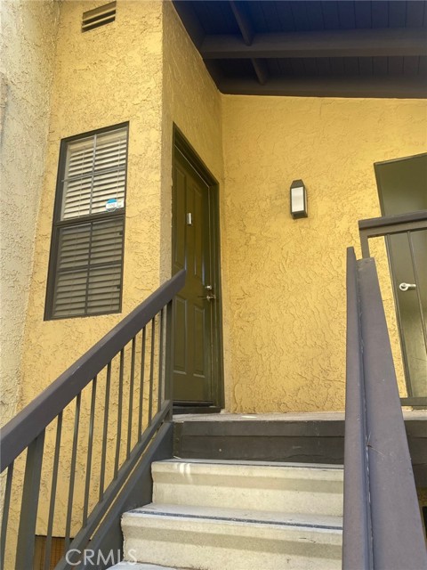 25641 Indian Hill Lane, Laguna Hills CA: https://media.crmls.org/medias/ce920a0e-10d2-43b7-8b2f-63c4a042490f.jpg