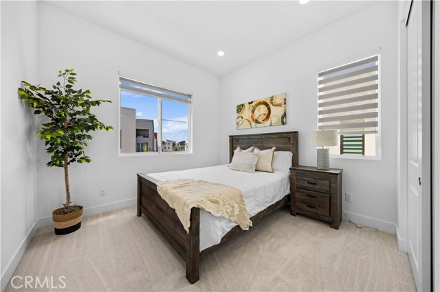 Detail Gallery Image 31 of 60 For 102 Yugen, Irvine,  CA 92618 - 4 Beds | 3/1 Baths