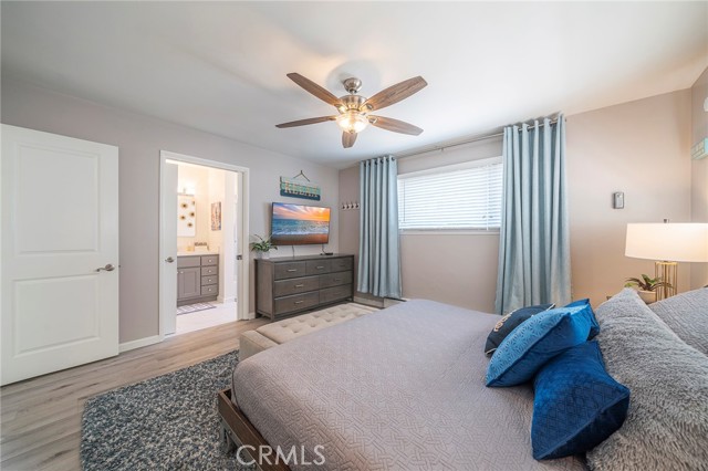 Detail Gallery Image 19 of 26 For 1839 Manhattan Ave, Hermosa Beach,  CA 90254 - 2 Beds | 2 Baths