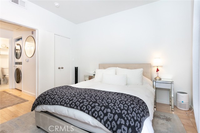 Detail Gallery Image 16 of 26 For 19350 Sherman Way #124,  Reseda,  CA 91335 - 1 Beds | 1 Baths