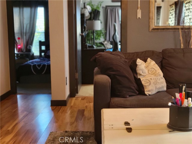 Detail Gallery Image 8 of 36 For 1635 Covina Blvd, San Dimas,  CA 91773 - 3 Beds | 2 Baths