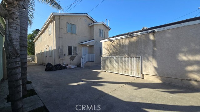 Detail Gallery Image 15 of 17 For 635 E 79th, Los Angeles,  CA 90001 - 5 Beds | 3 Baths