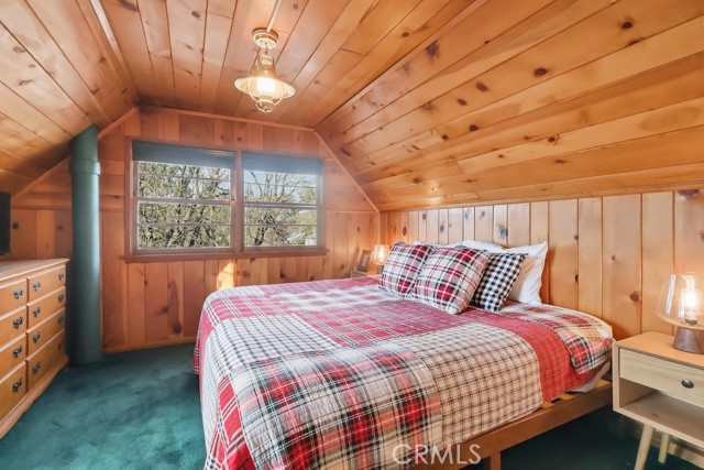 Detail Gallery Image 13 of 16 For 1053 Bruin, Fawnskin,  CA 92333 - 2 Beds | 1 Baths