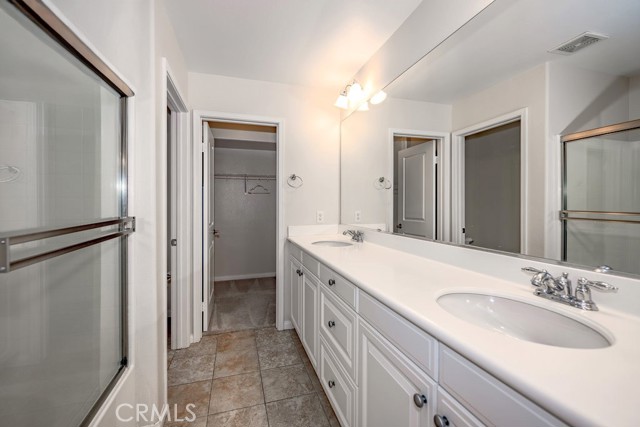 Detail Gallery Image 11 of 27 For 28378 Mirabelle Ln, Saugus,  CA 91350 - 3 Beds | 2/1 Baths