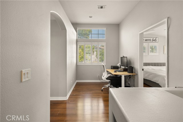 26502 Big Sur Drive, Valencia CA: https://media.crmls.org/medias/ce952cfe-901d-4256-b898-39267cd062d8.jpg