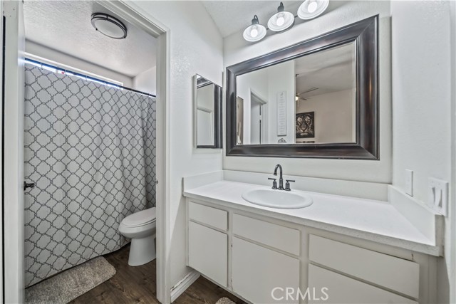 13883 Northstar Avenue, Victorville CA: https://media.crmls.org/medias/ce955c4b-787a-4f08-b25d-428ff519e5e8.jpg