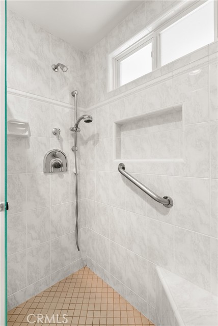 Detail Gallery Image 34 of 52 For 21941 Oceanview Ln, Huntington Beach,  CA 92646 - 4 Beds | 2/1 Baths