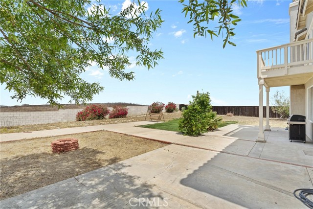 8309 Clover Creek Road, Riverside CA: https://media.crmls.org/medias/ce973985-2b42-44b5-bf2c-3bfc06112816.jpg