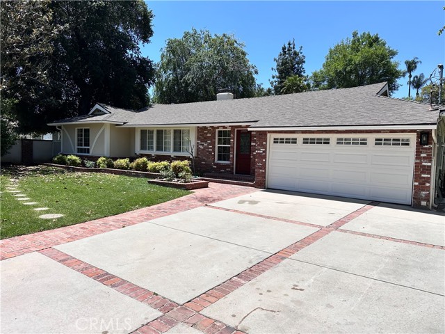 Detail Gallery Image 2 of 47 For 5369 Topeka Dr, Tarzana,  CA 91356 - 3 Beds | 2/1 Baths
