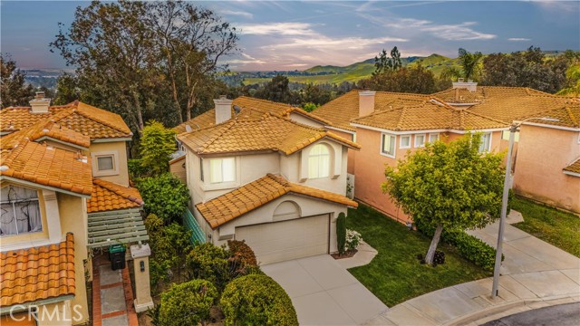 15689 Ladera Vista Drive, Chino Hills CA: https://media.crmls.org/medias/ce97ecf4-e12a-47df-8936-c47510b4dbeb.jpg