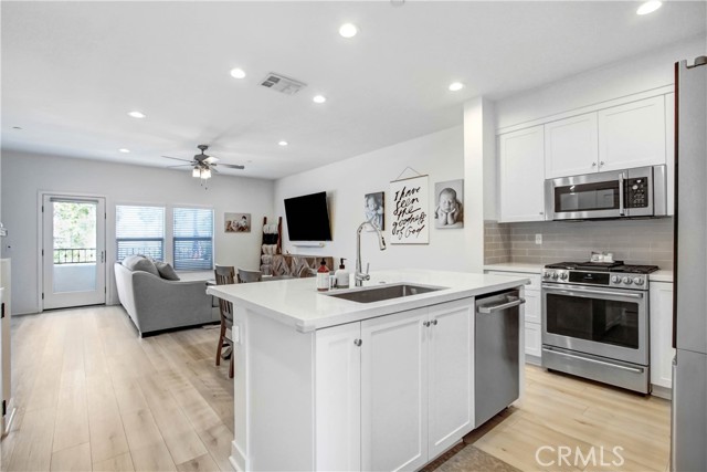 1716 Discovery Falls Drive, Chula Vista, California 91915, 3 Bedrooms Bedrooms, ,3 BathroomsBathrooms,Residential,For Sale,Discovery Falls Drive,PT24072115