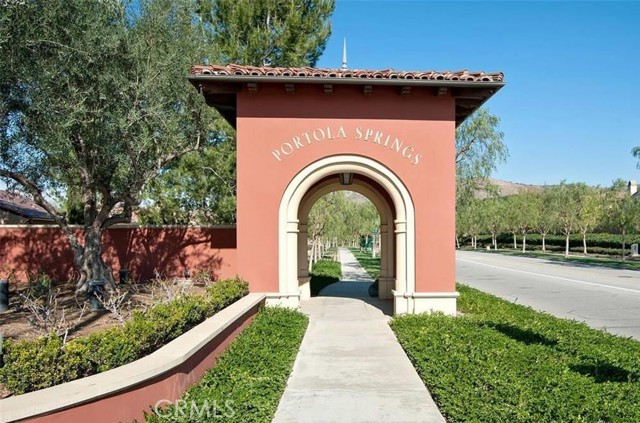 Detail Gallery Image 2 of 64 For 23 Prickly Pear, Irvine,  CA 92618 - 4 Beds | 3 Baths