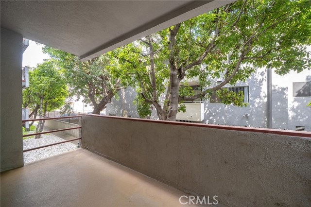 Detail Gallery Image 20 of 22 For 4915 Tyrone #115,  Sherman Oaks,  CA 91423 - 1 Beds | 1/1 Baths