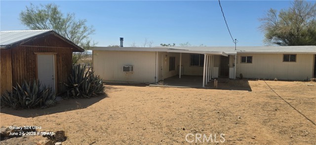351 Neimeyer Place, Yucca Valley CA: https://media.crmls.org/medias/ce9a2240-9c96-447d-8d40-8c4d41a04e3f.jpg