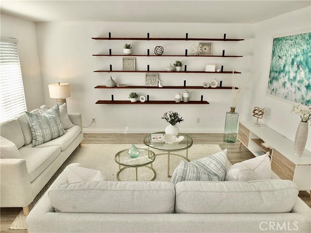 Detail Gallery Image 8 of 25 For 444 Obispo Ave #305,  Long Beach,  CA 90814 - 2 Beds | 2 Baths