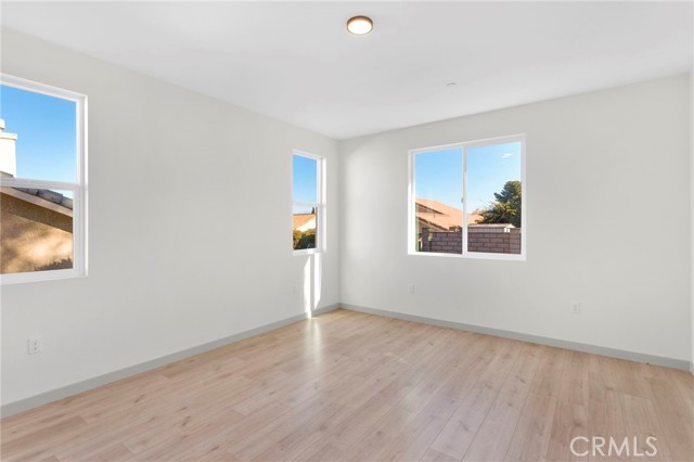 Detail Gallery Image 13 of 34 For 17795 Vista Point Dr, Victorville,  CA 92395 - 4 Beds | 3 Baths