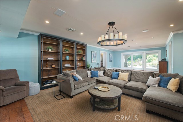 Detail Gallery Image 14 of 54 For 16426 Knollwood Dr, Granada Hills,  CA 91344 - 5 Beds | 4 Baths