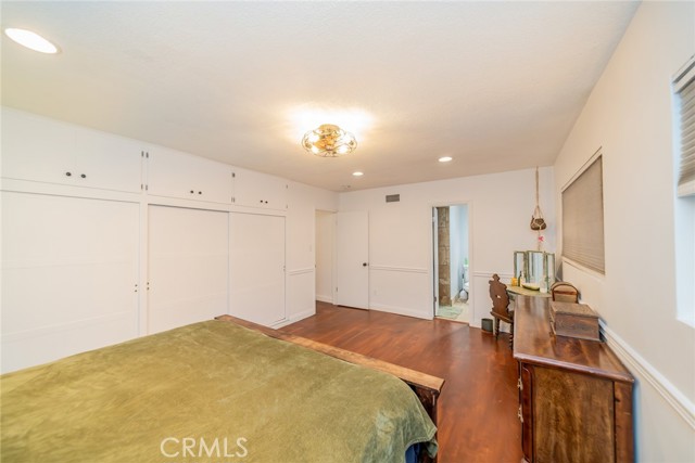 533 Via Vista Dr, Redlands CA: https://media.crmls.org/medias/ce9c179f-f8d5-48bf-8215-cfd6225150ee.jpg
