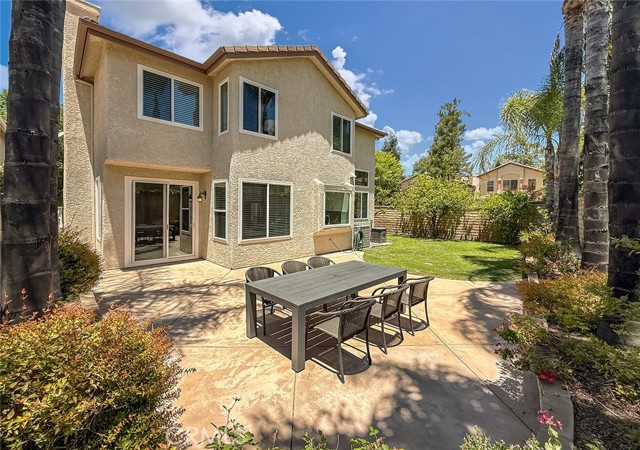 462 Cremona Way, Oak Park CA: https://media.crmls.org/medias/ce9c2ad0-f1dd-4f26-a92b-92e5ee5a4b46.jpg