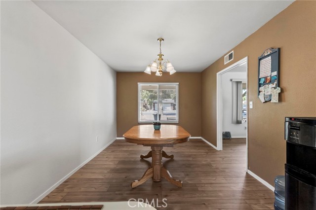 2170 Ramsey Way, Chico CA: https://media.crmls.org/medias/ce9c9f4e-c3be-49f1-940b-4e1cbff90075.jpg