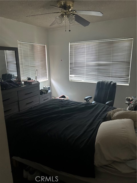 12532 Cranbrook Avenue, Hawthorne CA: https://media.crmls.org/medias/ce9cc05e-9e6f-4d9f-9374-f6de98849386.jpg