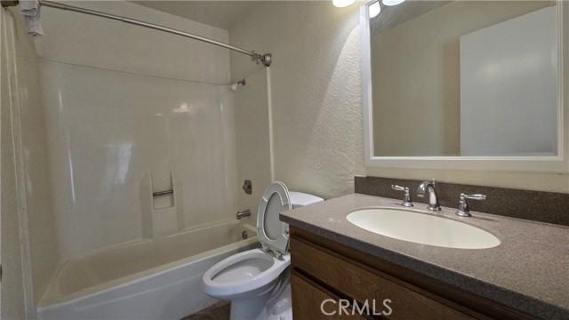 Detail Gallery Image 12 of 22 For 12168 Mount Vernon Ave #8,  Grand Terrace,  CA 92313 - 3 Beds | 3 Baths
