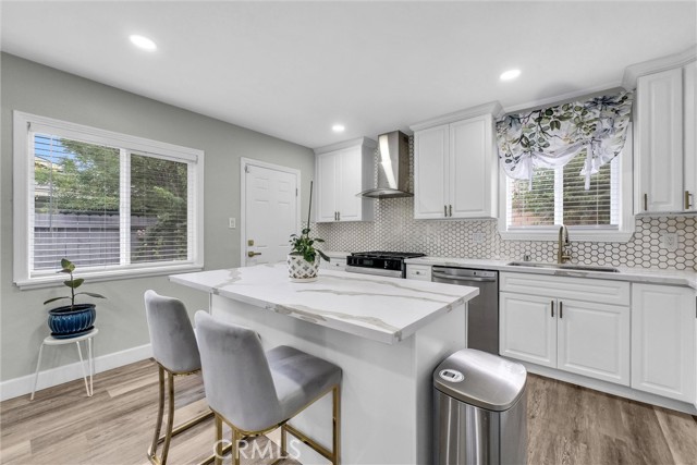 Detail Gallery Image 11 of 29 For 3625 Ross St, Riverside,  CA 92503 - 4 Beds | 2 Baths