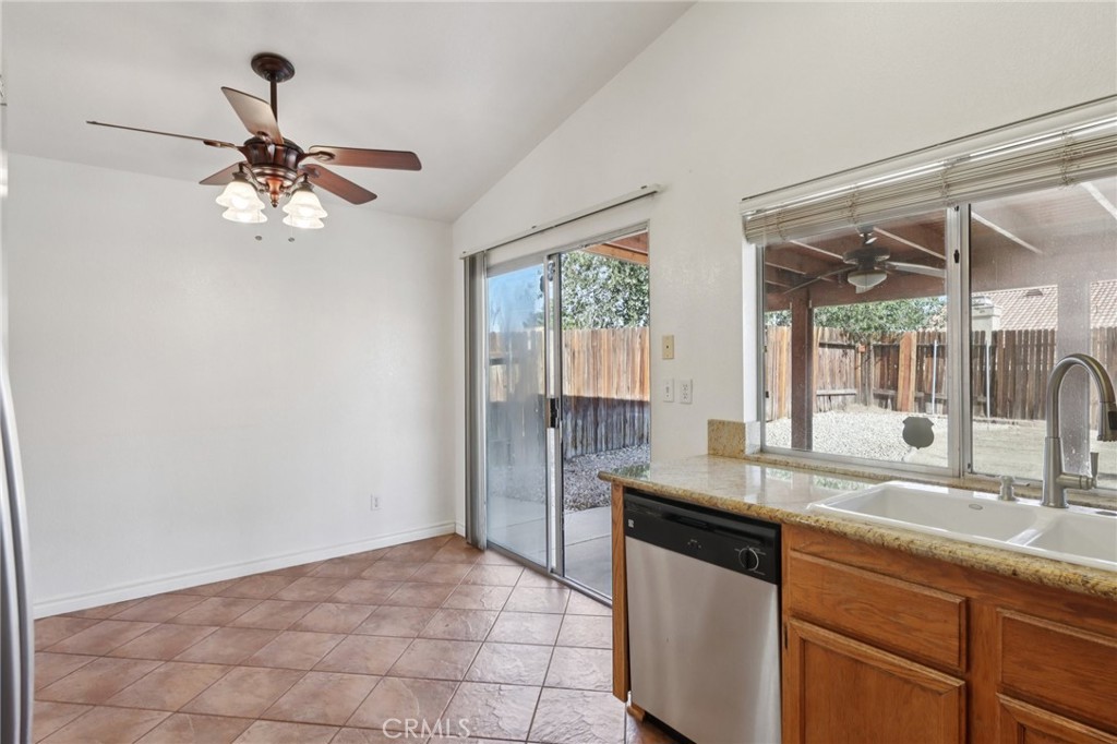 MLS #OC25190480 image #15