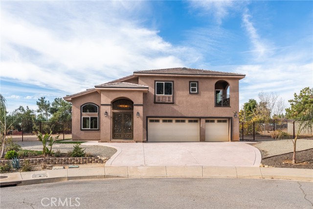 Detail Gallery Image 2 of 70 For 35750 Brookwood Ct, Yucaipa,  CA 92399 - 5 Beds | 4/1 Baths