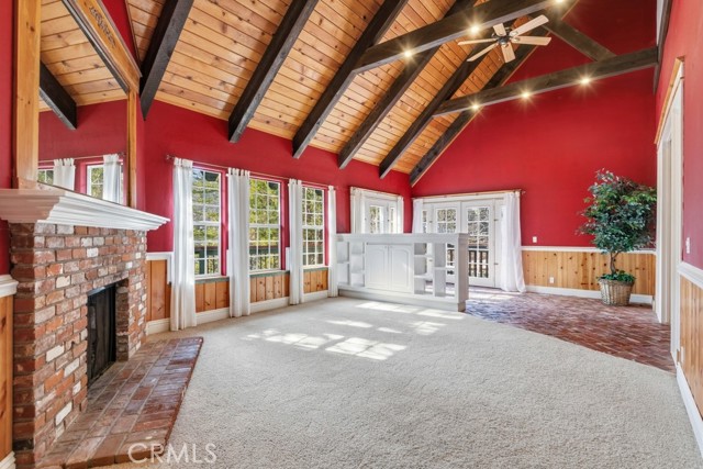 Detail Gallery Image 5 of 41 For 28070 West Shore Rd, Lake Arrowhead,  CA 92352 - 4 Beds | 2/1 Baths