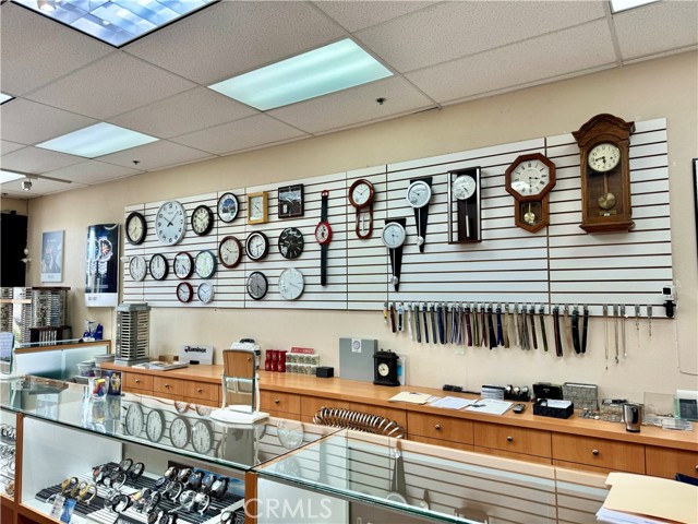 Welcome to your Watch and Jewelry Store!