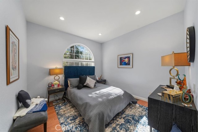 Detail Gallery Image 30 of 44 For 27312 Little Bear, Lake Arrowhead,  CA 92317 - 4 Beds | 4/1 Baths