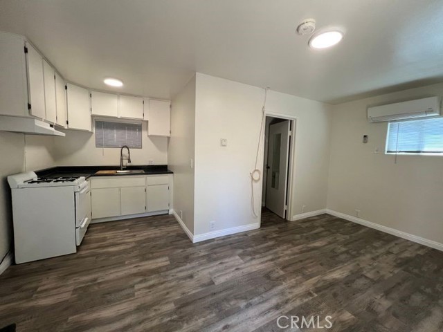 5893 Oak Knolls Road, Simi Valley CA: https://media.crmls.org/medias/cea05394-32bd-48c2-bb7a-302d78e41c39.jpg