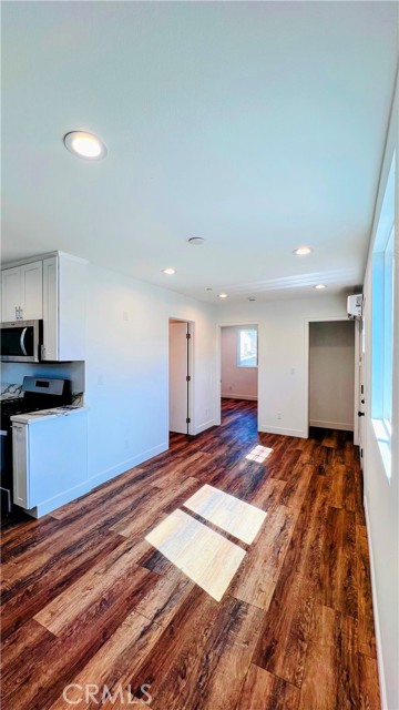 Detail Gallery Image 8 of 15 For 1809 S Gramercy Place, Los Angeles,  CA 90019 - 1 Beds | 1 Baths