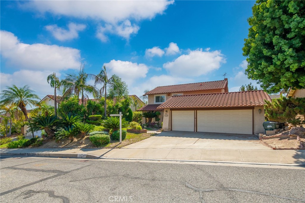 905 W Suffolk Avenue, Montebello, CA 90640