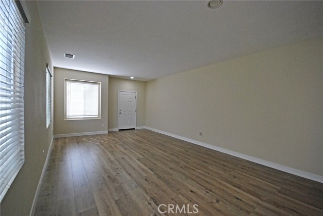 27849 Alta Vista Avenue, Valencia CA: https://media.crmls.org/medias/cea18d52-b74b-4faf-a249-765c04442bd4.jpg
