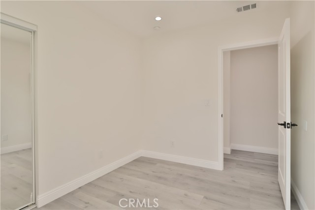 22133 1/2 Victory Boulevard, Canoga Park CA: https://media.crmls.org/medias/cea27386-2453-4707-8b2a-893030785041.jpg