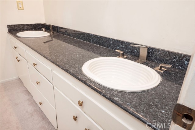 Detail Gallery Image 19 of 32 For 4227 Miramonte Pl, Riverside,  CA 92501 - 3 Beds | 2/1 Baths