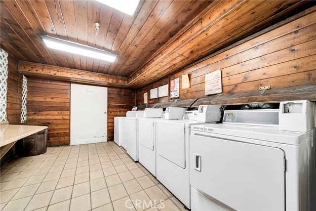 Detail Gallery Image 15 of 17 For 7000 S La Cienega Bld #10,  Inglewood,  CA 90302 - 1 Beds | 1 Baths