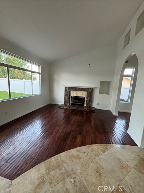 Detail Gallery Image 13 of 40 For 1477 Floral Park, Corona,  CA 92881 - 4 Beds | 3 Baths