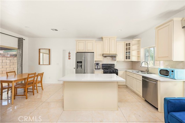 Detail Gallery Image 20 of 38 For 2000 Fulton Ave, Monterey Park,  CA 91755 - 9 Beds | 6 Baths