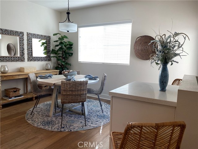 Detail Gallery Image 7 of 16 For 2425 Arlington Ave, Torrance,  CA 90501 - 2 Beds | 2/1 Baths