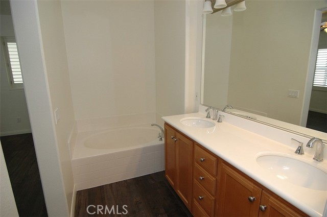 Detail Gallery Image 17 of 21 For 225 Lockford, Irvine,  CA 92602 - 3 Beds | 2 Baths