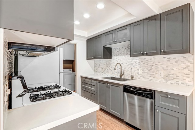 Detail Gallery Image 6 of 22 For 6437 Horse Shoe, Yorba Linda,  CA 92886 - 2 Beds | 1/1 Baths