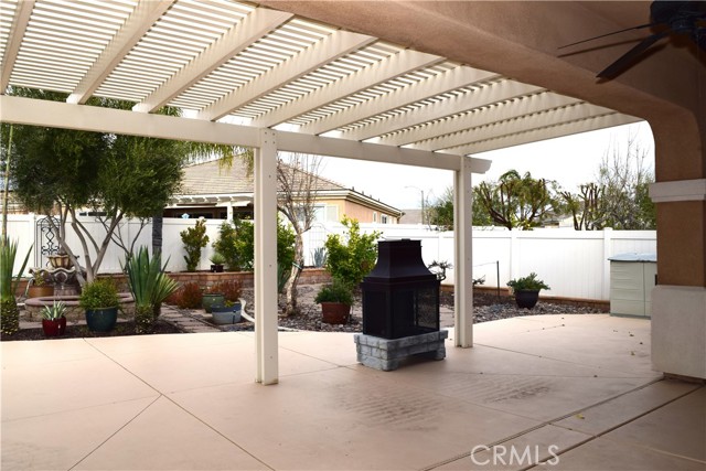 Detail Gallery Image 13 of 15 For 1648 via Simpatico, Hemet,  CA 92545 - 2 Beds | 2/1 Baths