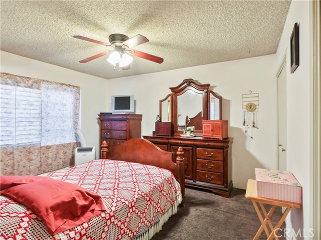 8651 Ranchito Avenue, Panorama City CA: https://media.crmls.org/medias/cea5fee7-8454-4f88-a05b-cd7205e78600.jpg
