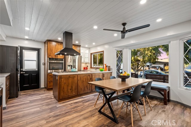 7424 W 85th Street, Los Angeles CA: https://media.crmls.org/medias/cea7414d-6a89-4e7a-a058-c8e1152d0fa9.jpg