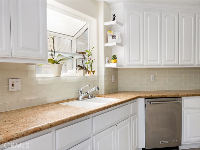 534 Francisca Avenue, Redondo Beach, California 90277, 5 Bedrooms Bedrooms, ,3 BathroomsBathrooms,Residential,Sold,Francisca,SB20239752